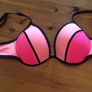 Victoria’s Secret 34D Bikini Top